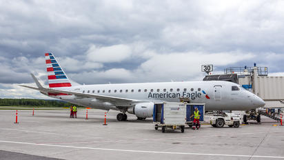 N408YX - American Eagle Embraer ERJ-175 (170-200)