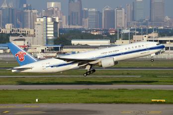 B-2051 - China Southern Airlines Boeing 777-200