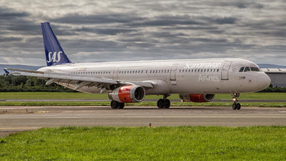 LN-RKI - SAS - Scandinavian Airlines Airbus A321