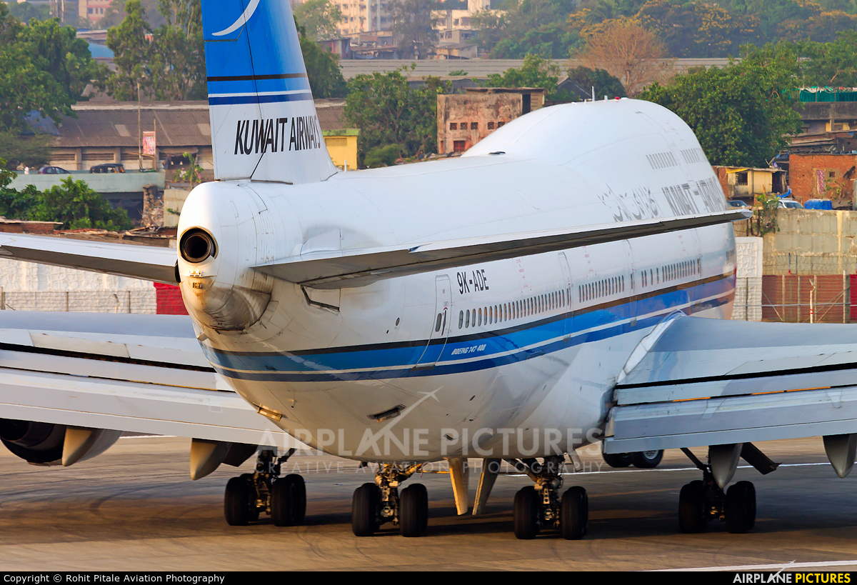 Kuwait Airways 9K-ADE aircraft at Mumbai - Chhatrapati Shivaji Intl