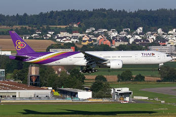 HS-TKW - Thai Airways Boeing 777-300ER