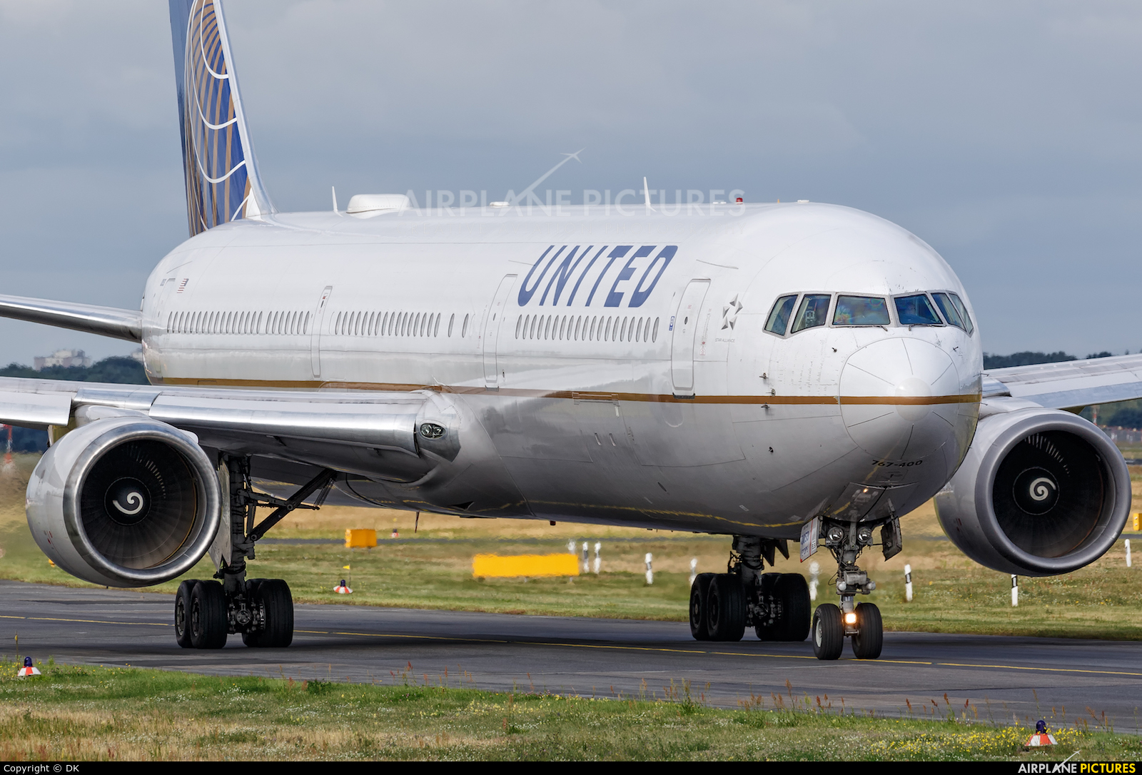 United Airlines N59053 aircraft at Berlin - Tegel