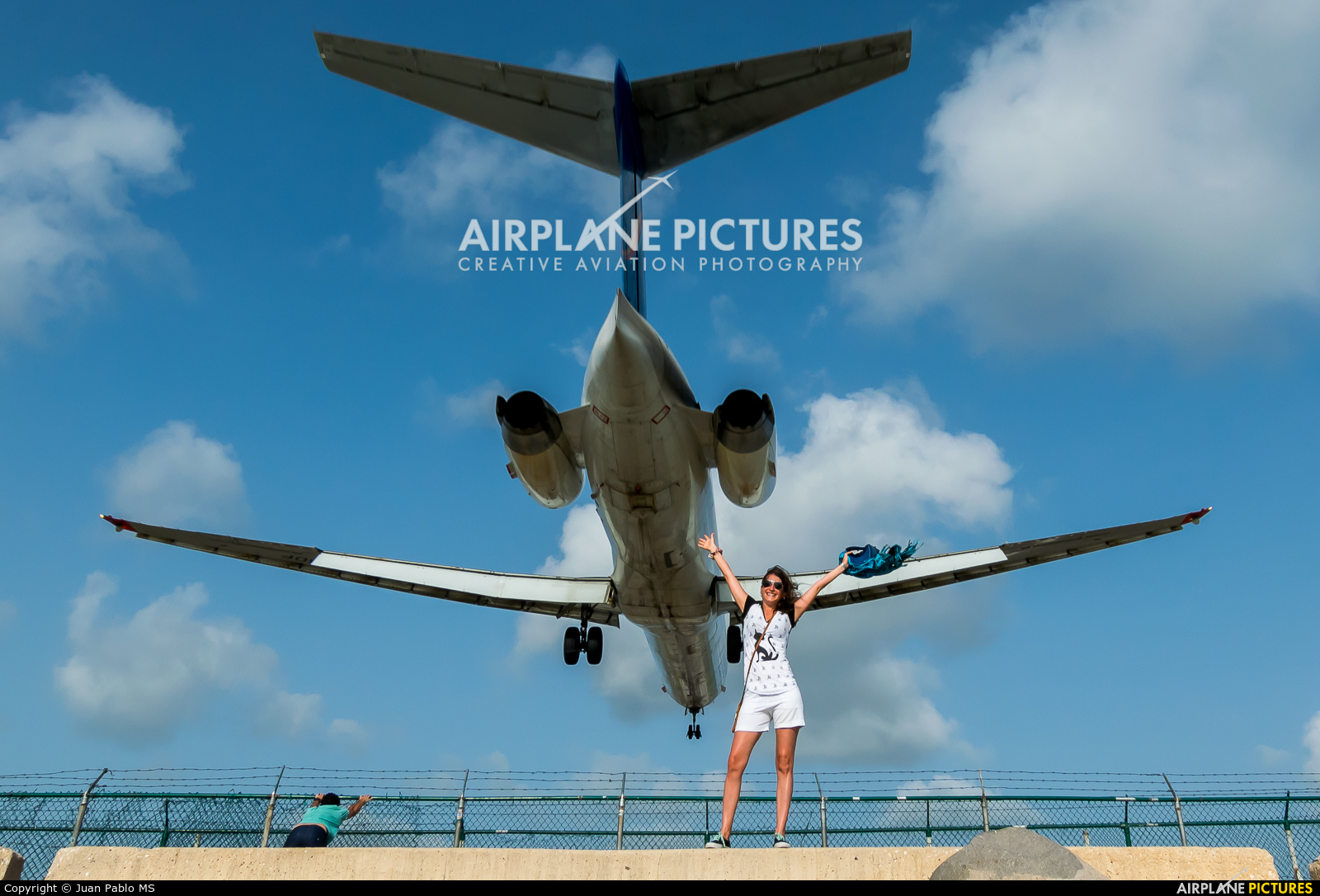 - Aviation Glamour - aircraft at Sint Maarten - Princess Juliana Intl