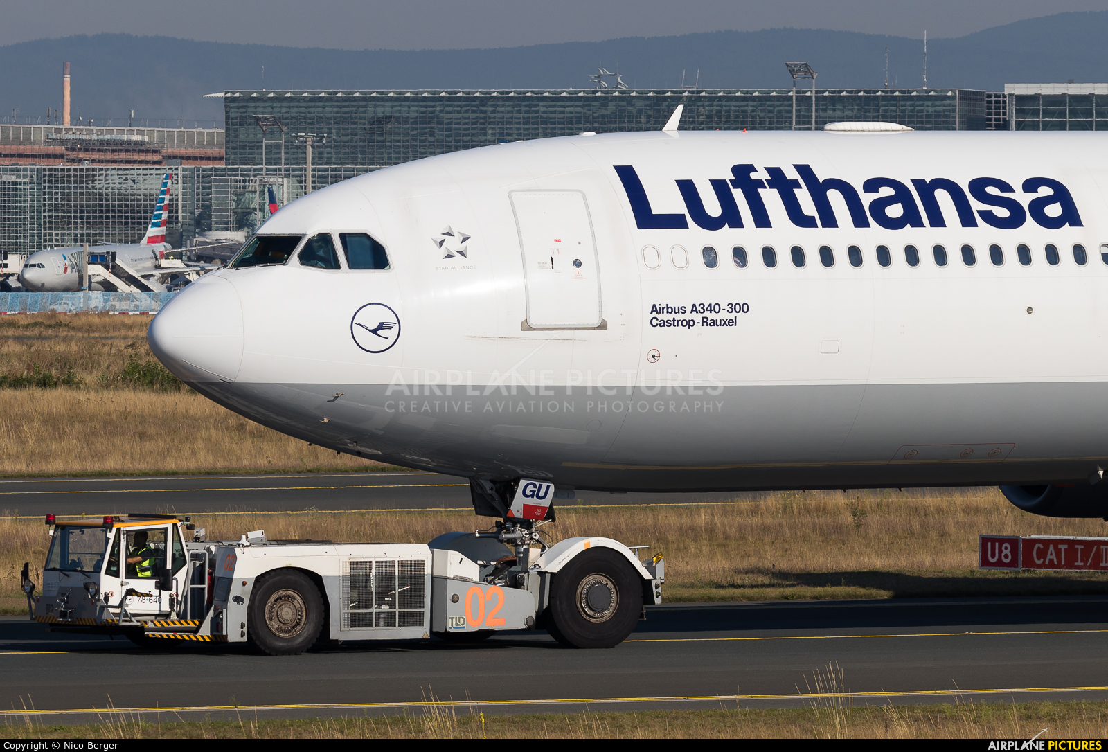 Lufthansa D-AIGU aircraft at Frankfurt