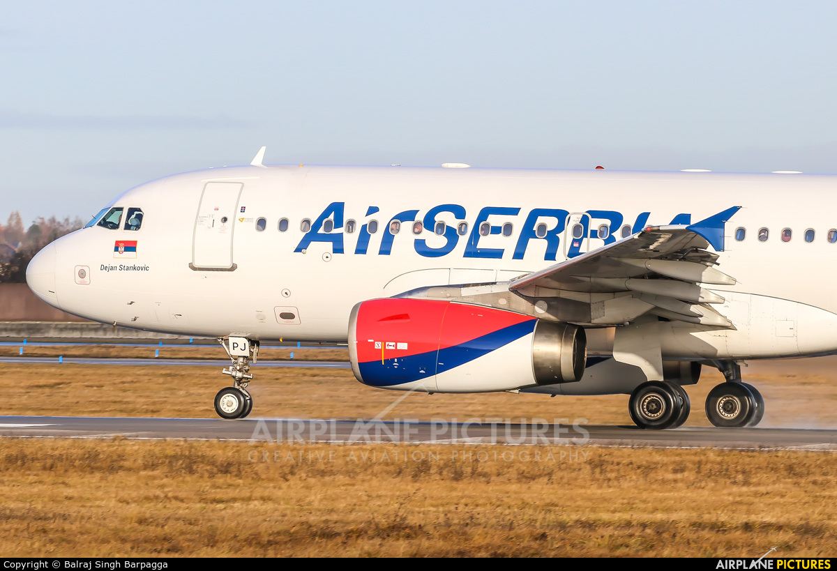 Air Serbia YU-APJ aircraft at Stuttgart
