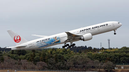 JA733J - JAL - Japan Airlines Boeing 777-300ER