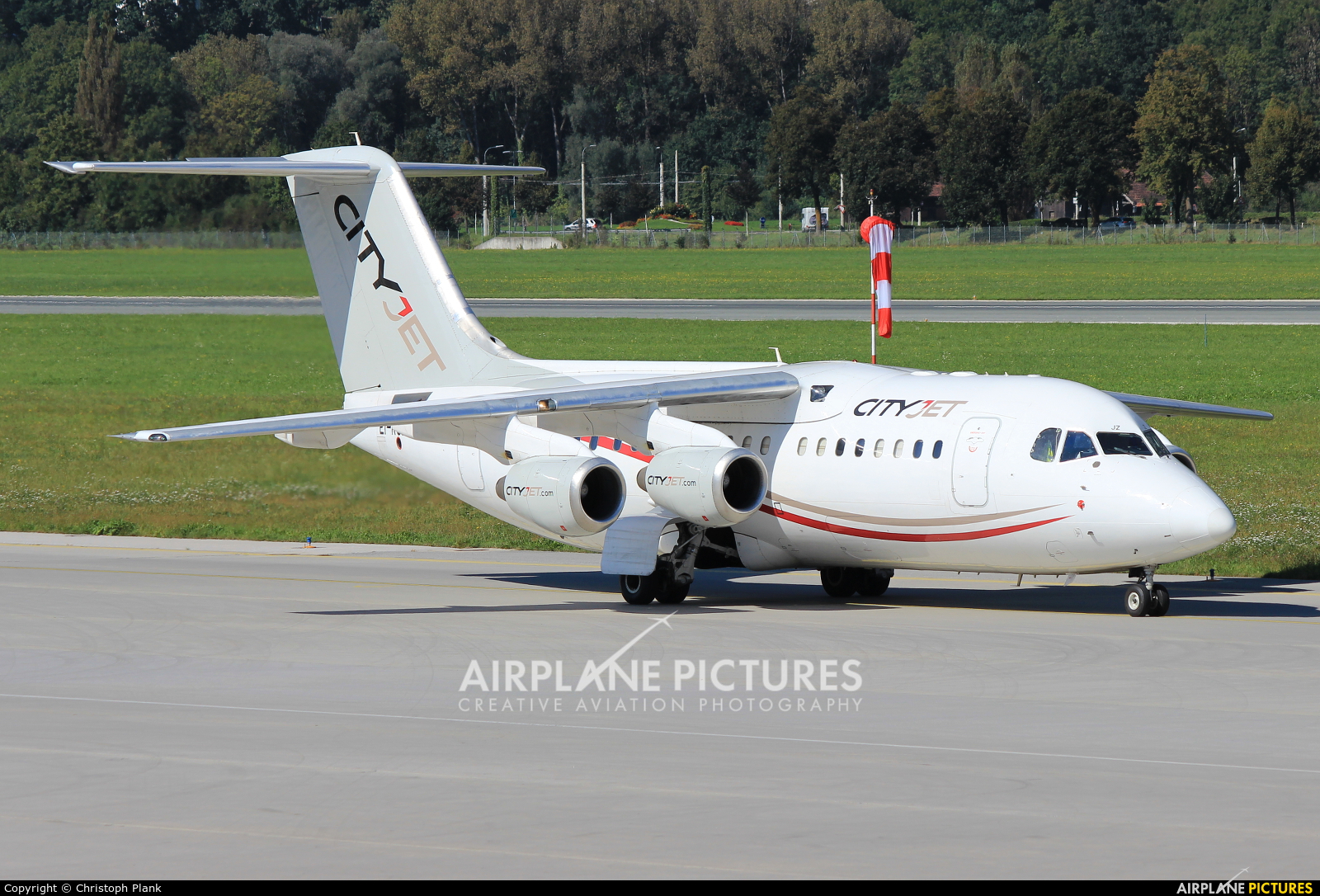 CityJet EI-RJZ aircraft at Innsbruck