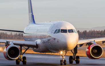 OY-KAW - SAS - Scandinavian Airlines Airbus A320