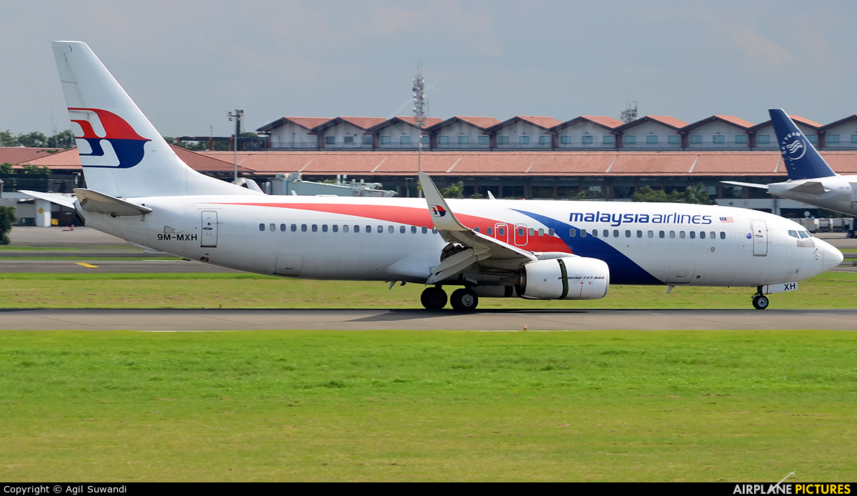 Malaysia Airlines 9M-MXH aircraft at Jakarta - Soekarno-Hatta Intl
