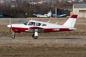 I-SIMI - Private Piper PA-28 Cherokee