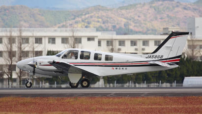 JA58GB - Asahi Airlines Beechcraft 58 Baron