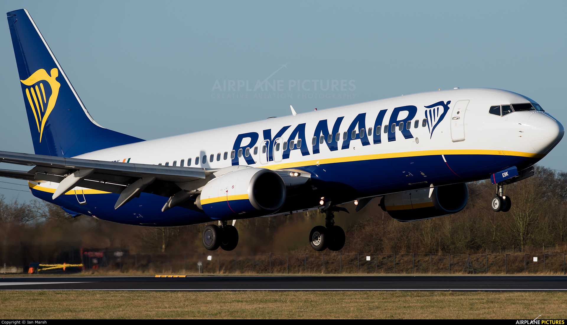 Ryanair EI-EBK aircraft at Manchester