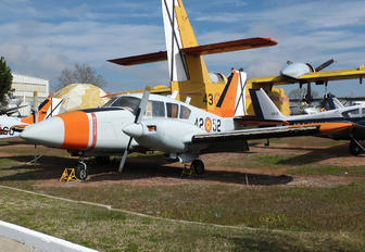 E.19-3 - Spain - Air Force Piper PA-23-250