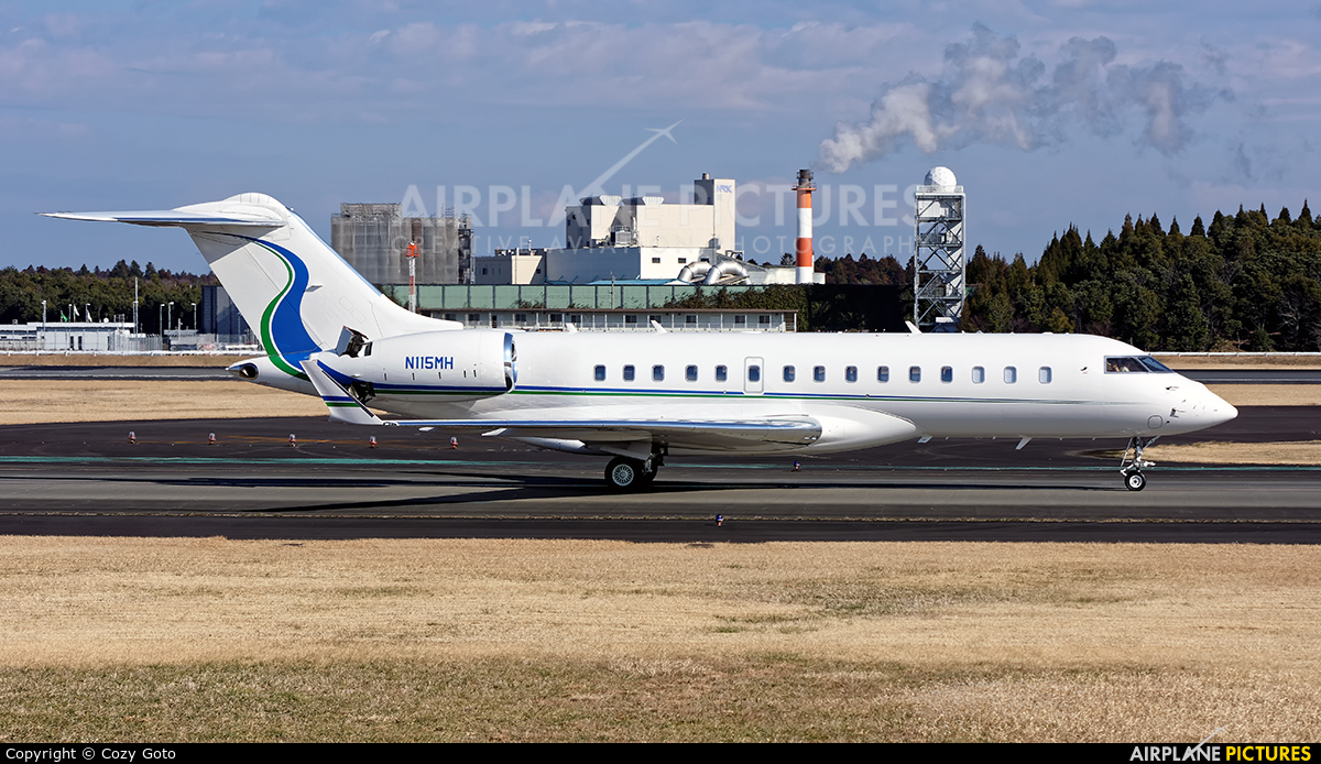 Wilmington Trust Company N115MH aircraft at Tokyo - Narita Intl