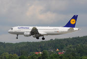 D-AIQT - Lufthansa Airbus A320 aircraft