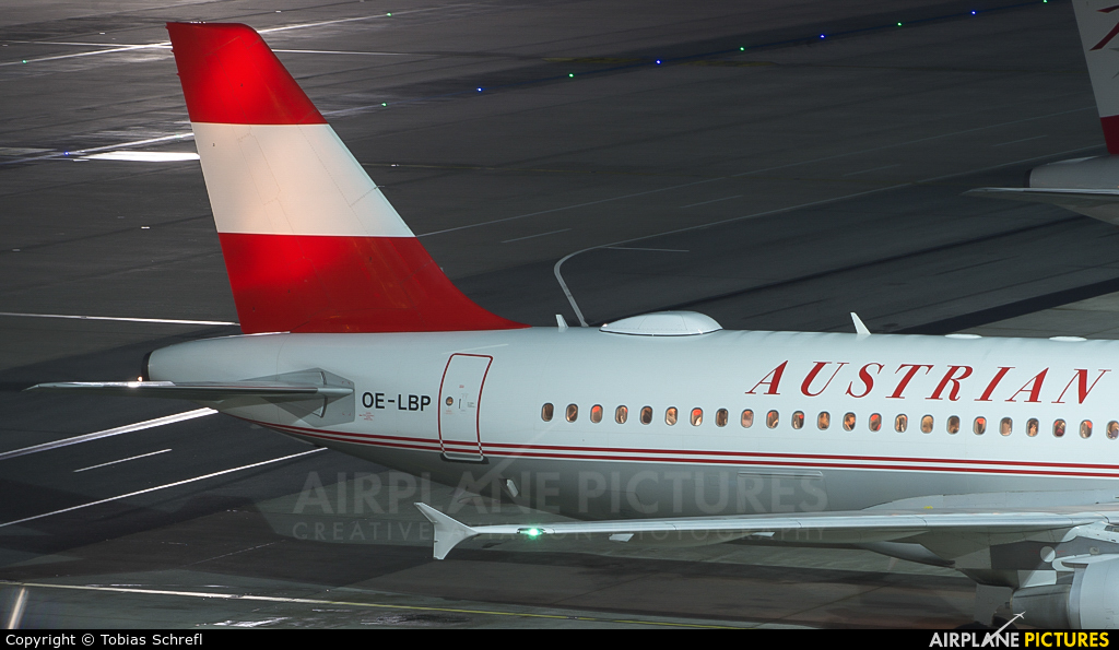 Austrian Airlines/Arrows/Tyrolean OE-LBP aircraft at Vienna - Schwechat