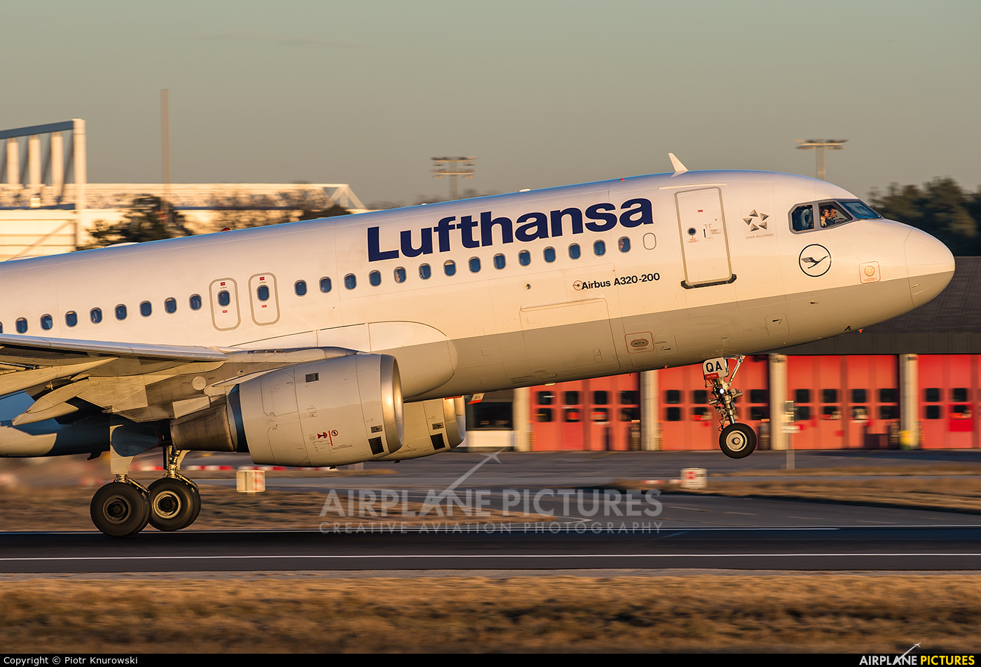 Lufthansa D-AIQA aircraft at Frankfurt