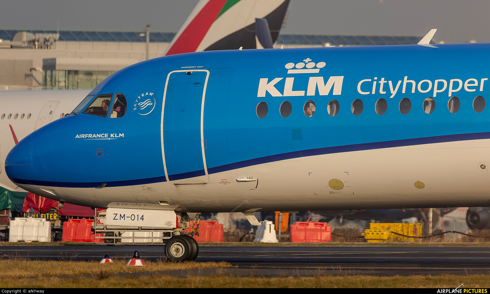 KLM Cityhopper PH-KZM aircraft at Düsseldorf
