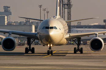 A6-EYH - Etihad Airways Airbus A330-200