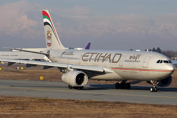 A6-EYU - Etihad Airways Airbus A330-200