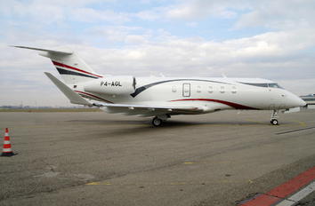 P4-AGL - Private Bombardier BD-100 Challenger 300 series