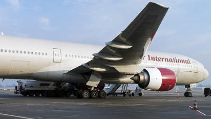 N846AX - Omni Air International Boeing 777-200