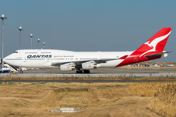 VH-OJM - QANTAS Boeing 747-400