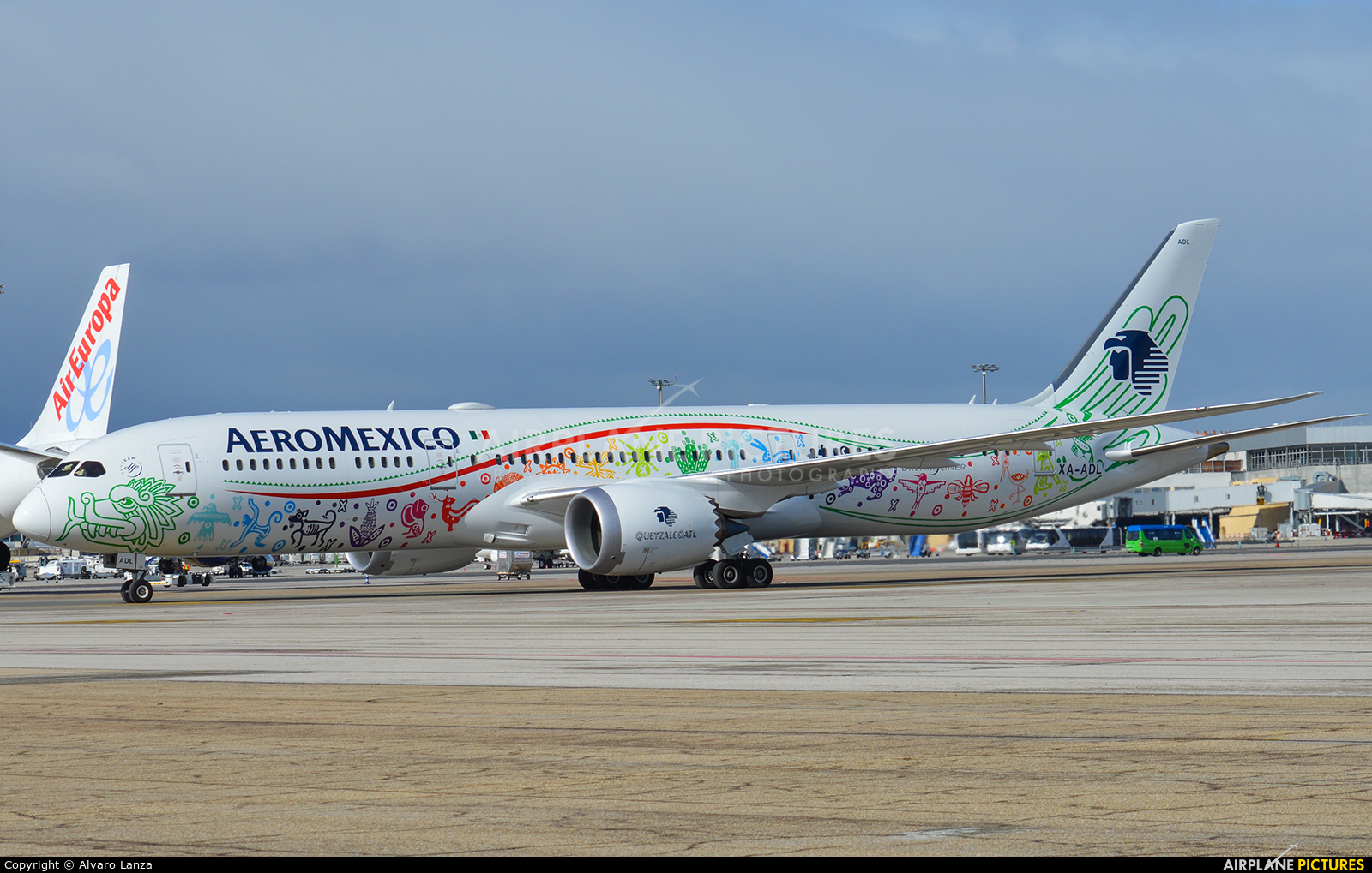 Aeromexico XA-ADL aircraft at Madrid - Barajas