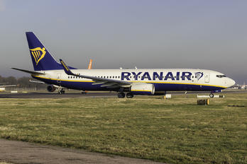 EI-FRM - Ryanair Boeing 737-8AS