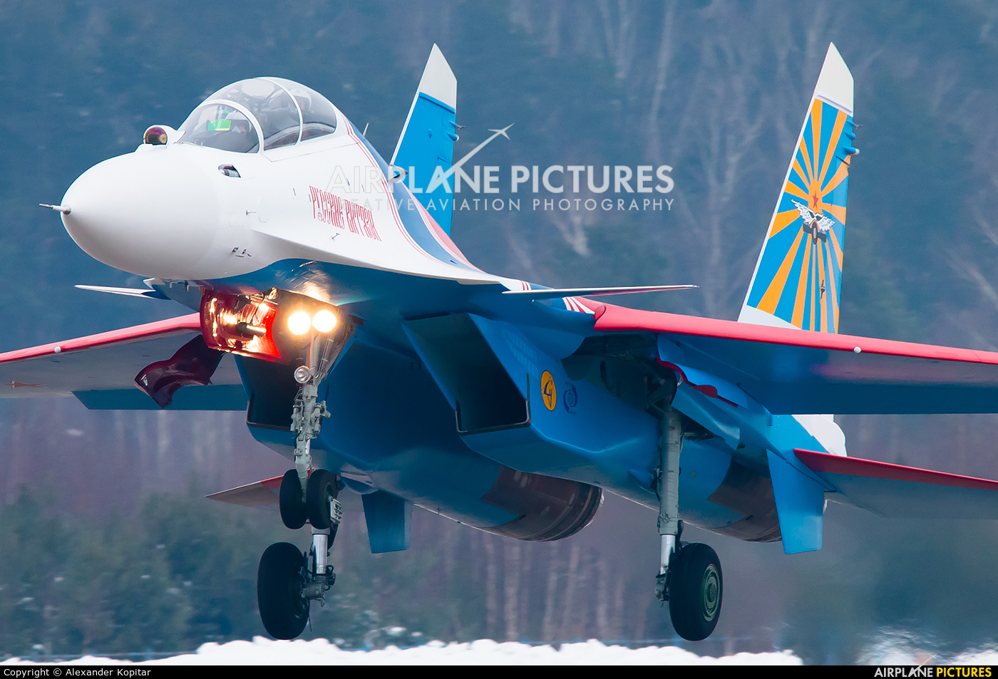 Russia - Air Force "Russian Knights" 32 aircraft at Kubinka