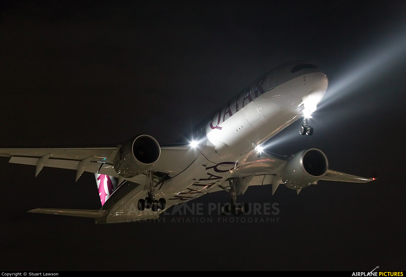 Qatar Airways A7-ALJ aircraft at London - Heathrow