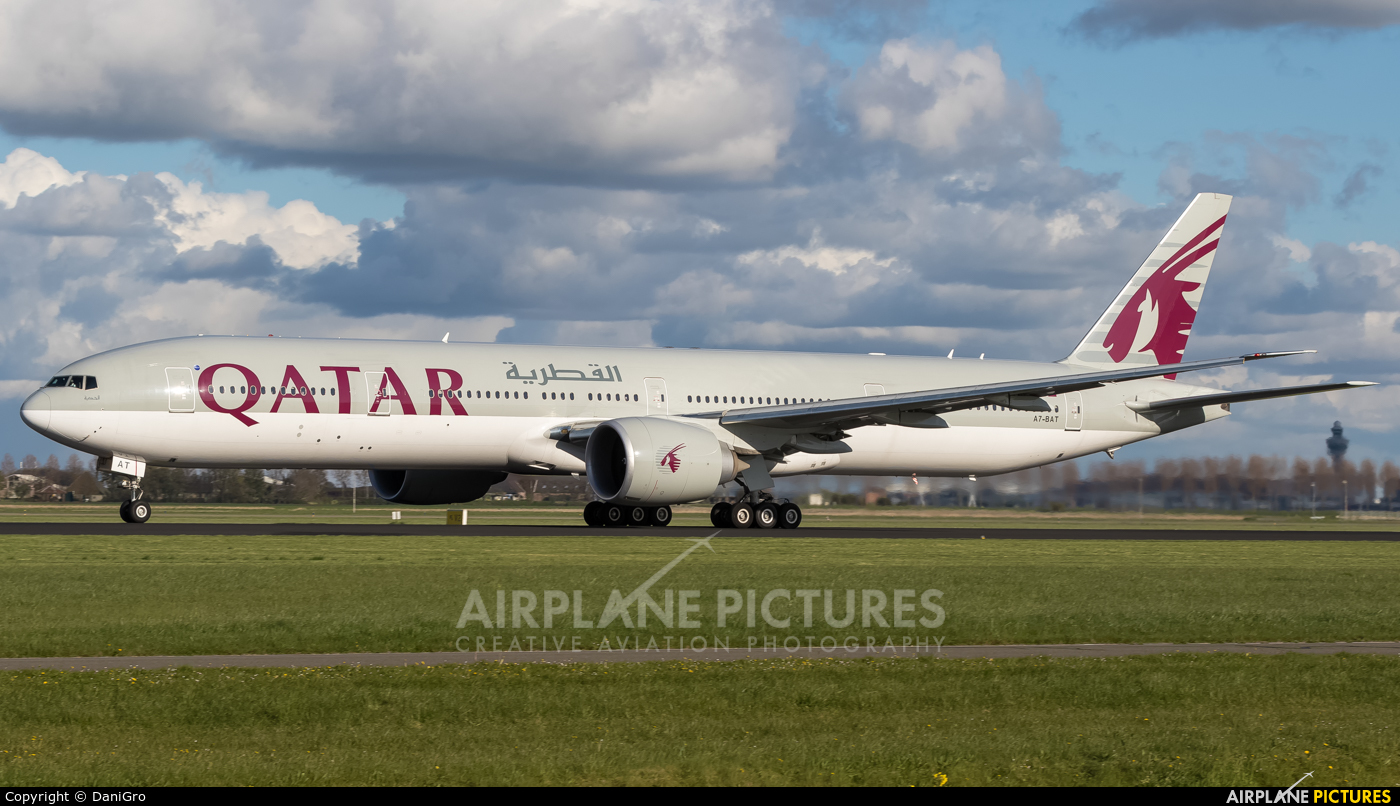 Qatar Airways A7-BAT aircraft at Amsterdam - Schiphol