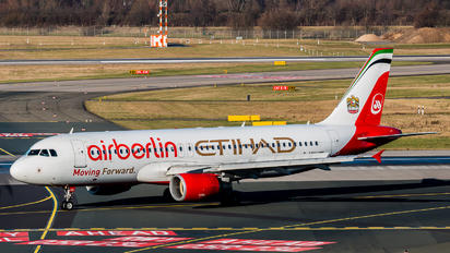 D-ABDU - Air Berlin Airbus A320