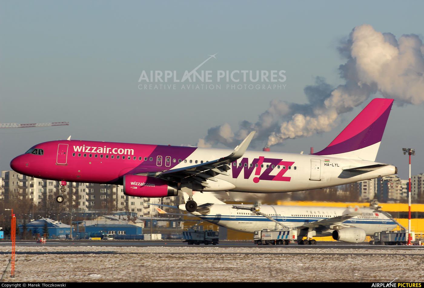 Wizz Air HA-LYL aircraft at Warsaw - Frederic Chopin