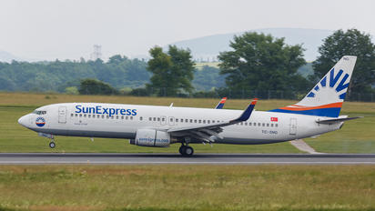 TC-SNG - SunExpress Boeing 737-800