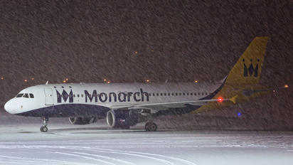 G-ZBAT - Monarch Airlines Airbus A320