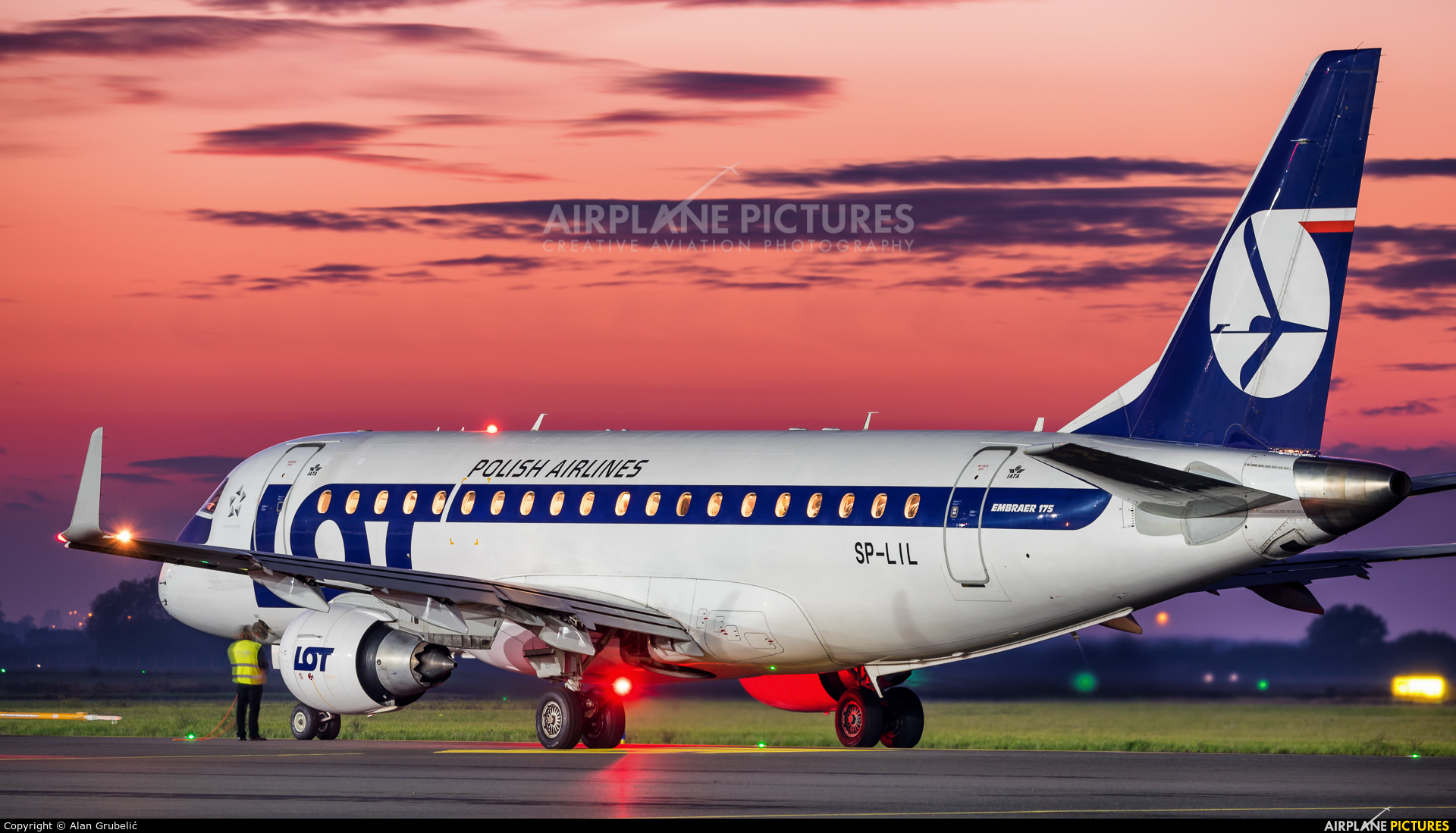 LOT - Polish Airlines SP-LIL aircraft at Zagreb