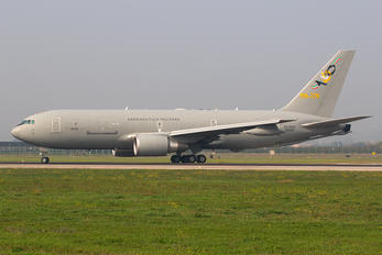 MM62226 - Italy - Air Force Boeing KC-767A