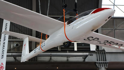 SP-3503 - Aeroklub Kielecki PZL SZD-51 Junior