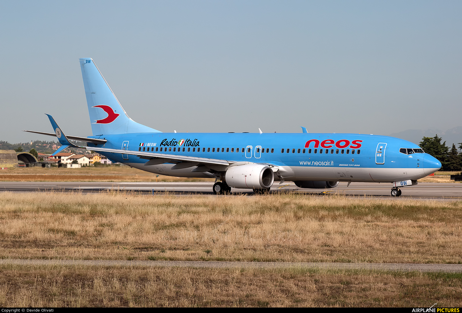I-NEOW - Neos Boeing 737-800 at Verona - Villafranca | Photo ID 975055 ...