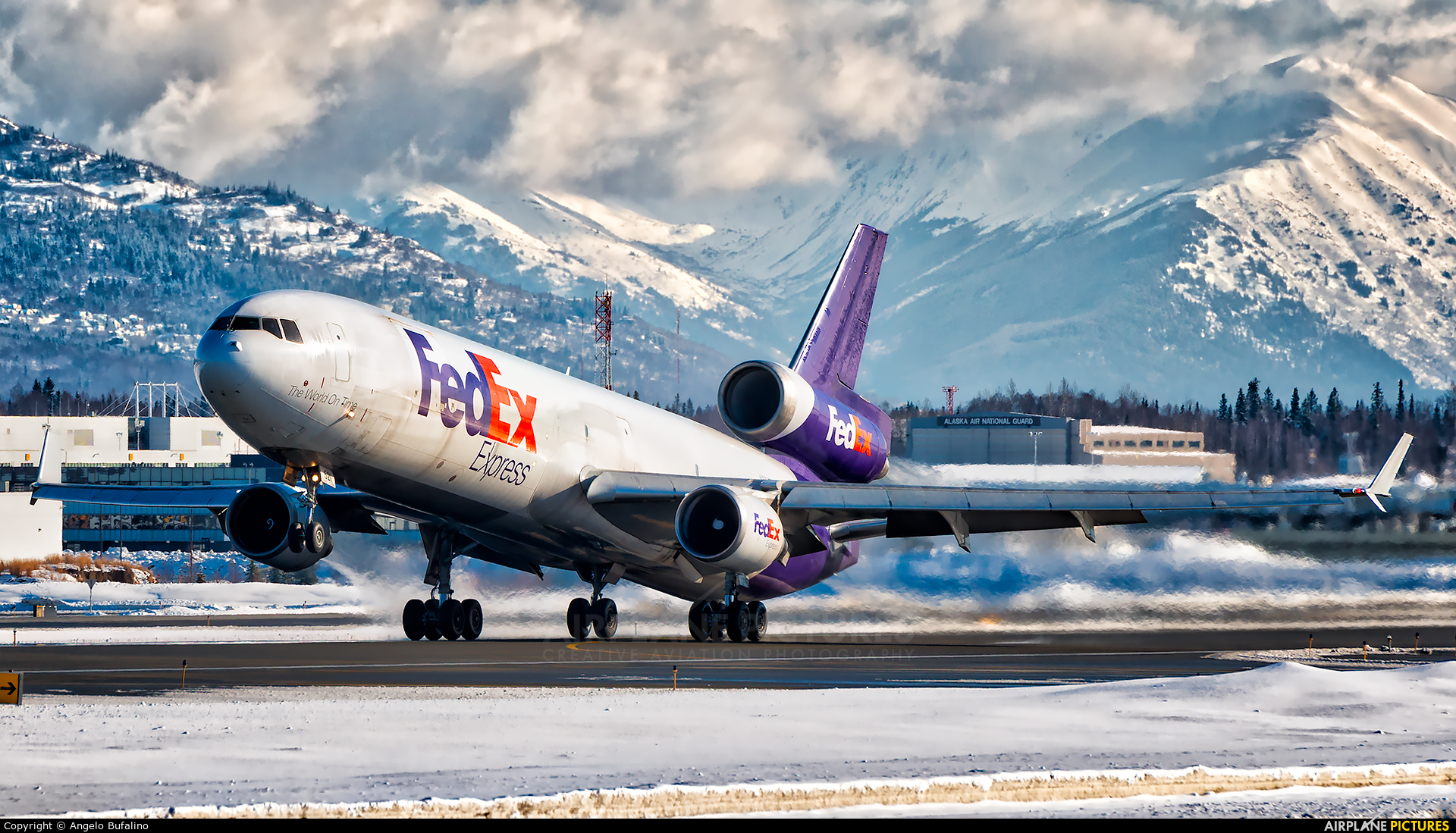 N521FE  FedEx Federal Express McDonnell Douglas MD11F at Anchorage