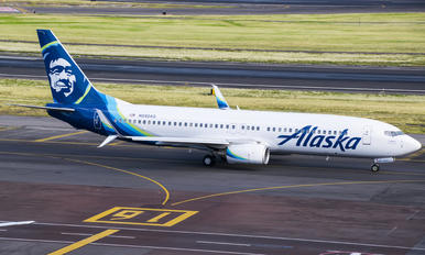 N592AS - Alaska Airlines Boeing 737-800
