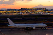 JAL - Japan Airlines JA8268 image
