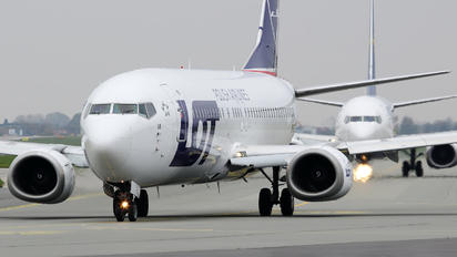 SP-LLE - LOT - Polish Airlines Boeing 737-400