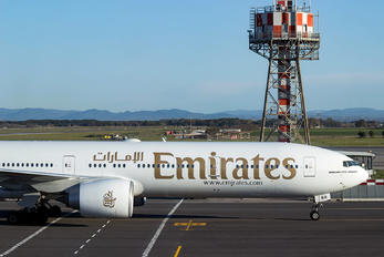 A6-EBR - Emirates Airlines Boeing 777-300ER