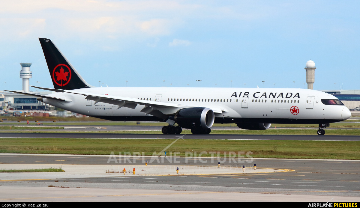 Air Canada C-FRTU aircraft at Toronto - Pearson Intl, ON