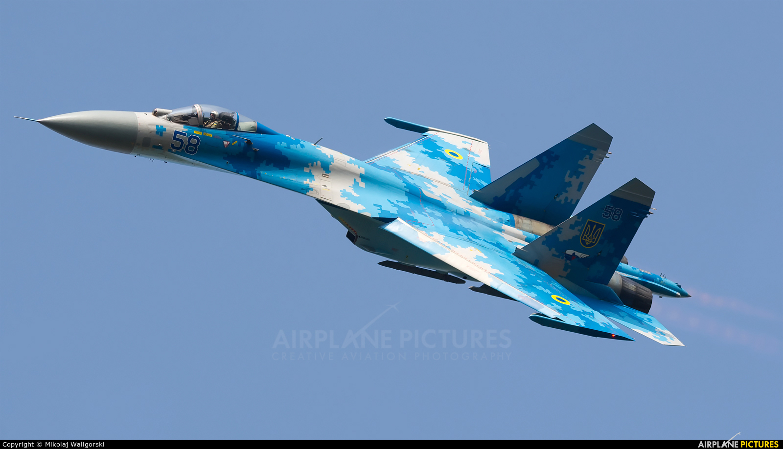 58 - Ukraine - Air Force Sukhoi Su-27UB at Radom - Sadków | Photo ID ...