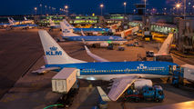 PH-BGD - KLM Boeing 737-700 aircraft