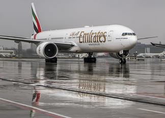 A6-EBF - Emirates Airlines Boeing 777-300ER
