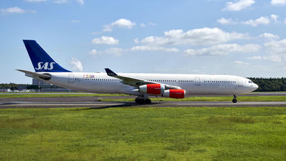 OY-KBC - SAS - Scandinavian Airlines Airbus A340-300